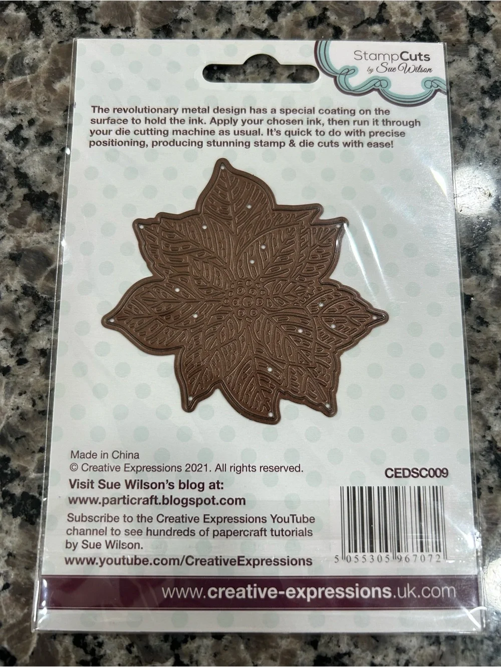 Creative Expressions Poinsettia & Pine Tree Die Cut for manual cutting machine